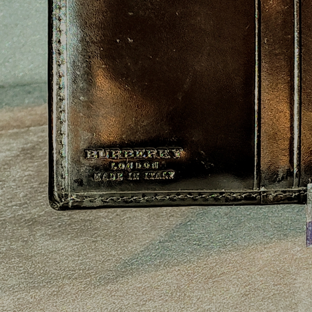 BURBERRY VINTAGE NOVA CHECK COATED CANVAS & PATENT LEATHER BI-FOLD SNAP WALLET - Picture 13 of 17